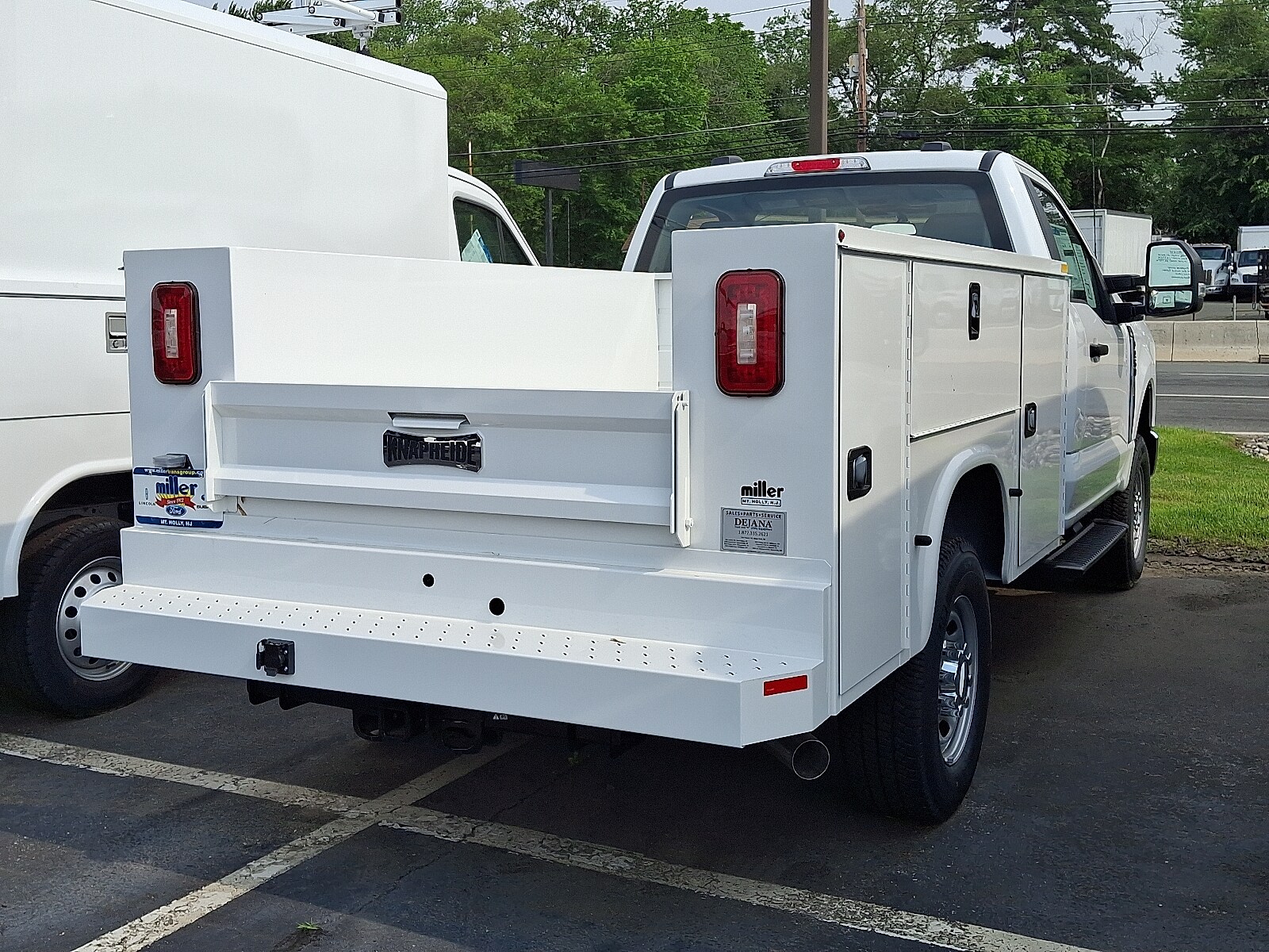 2025 Ford F-250 Super Duty XL - Photo 6