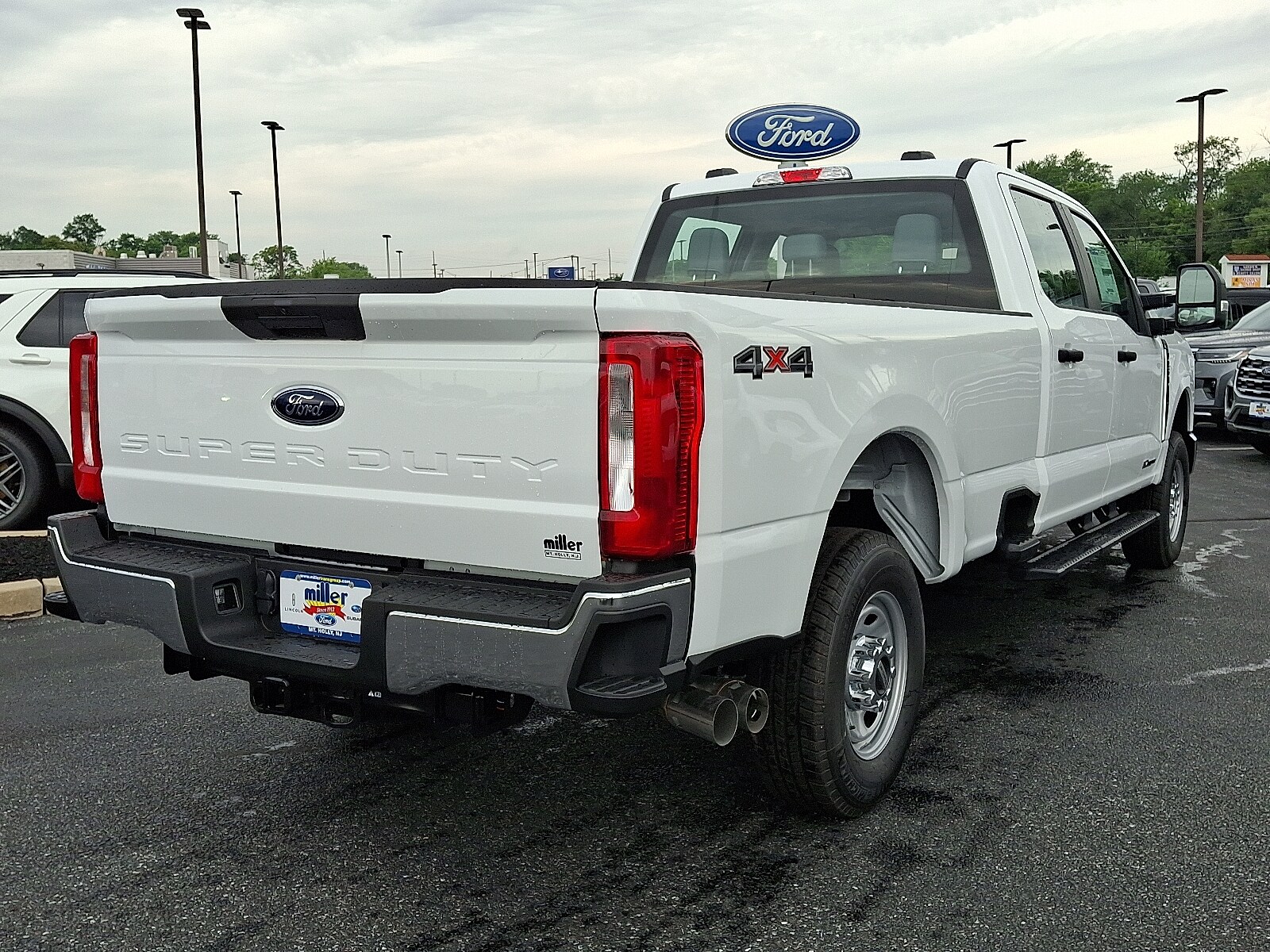 2025 Ford F-250 XL photo 4