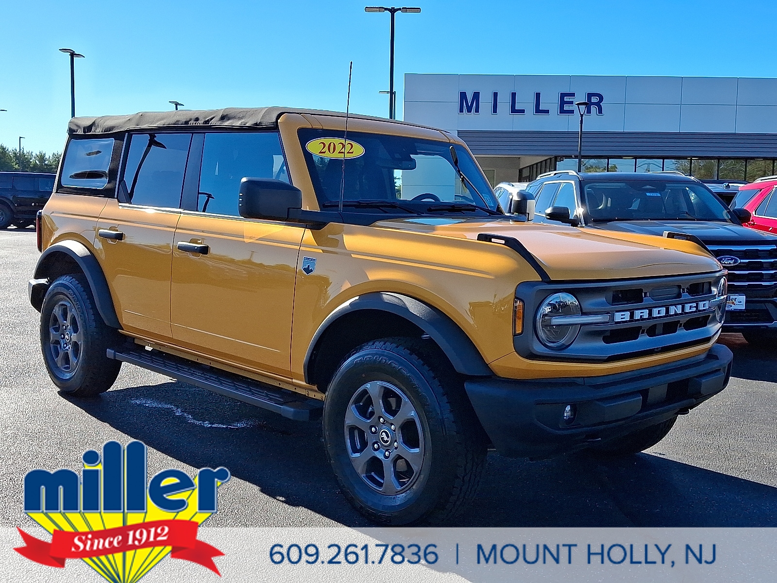 2022 Ford Bronco 4-Door Big Bend's photo