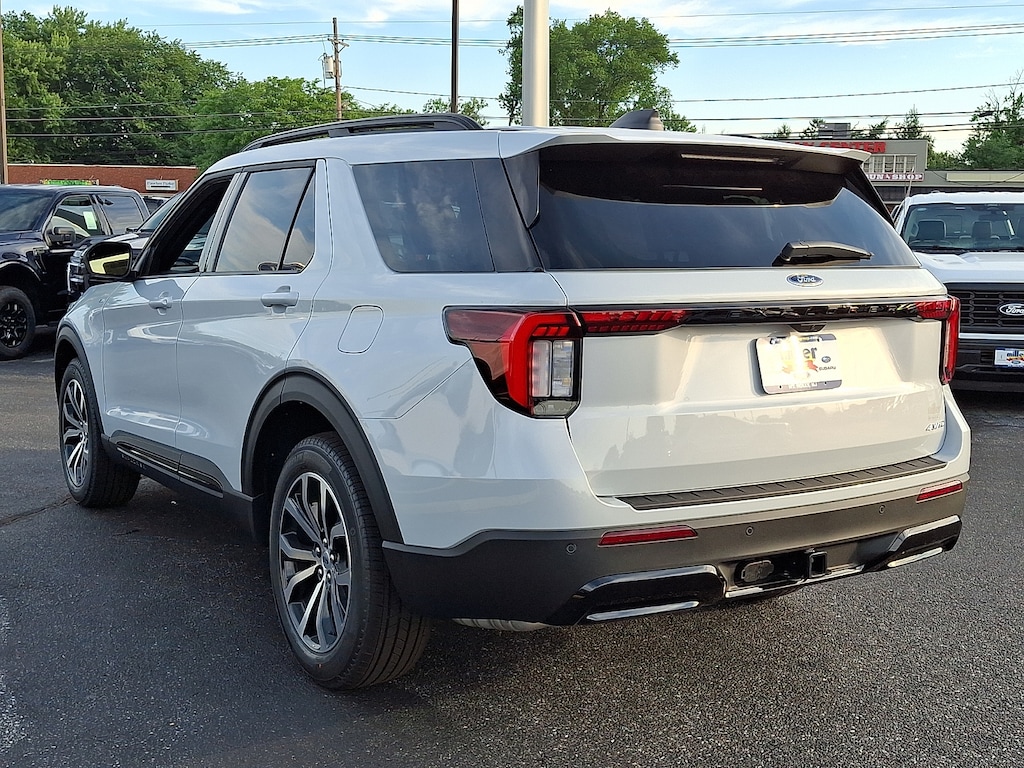 New 2026 Ford Explorer ST-Line SUV