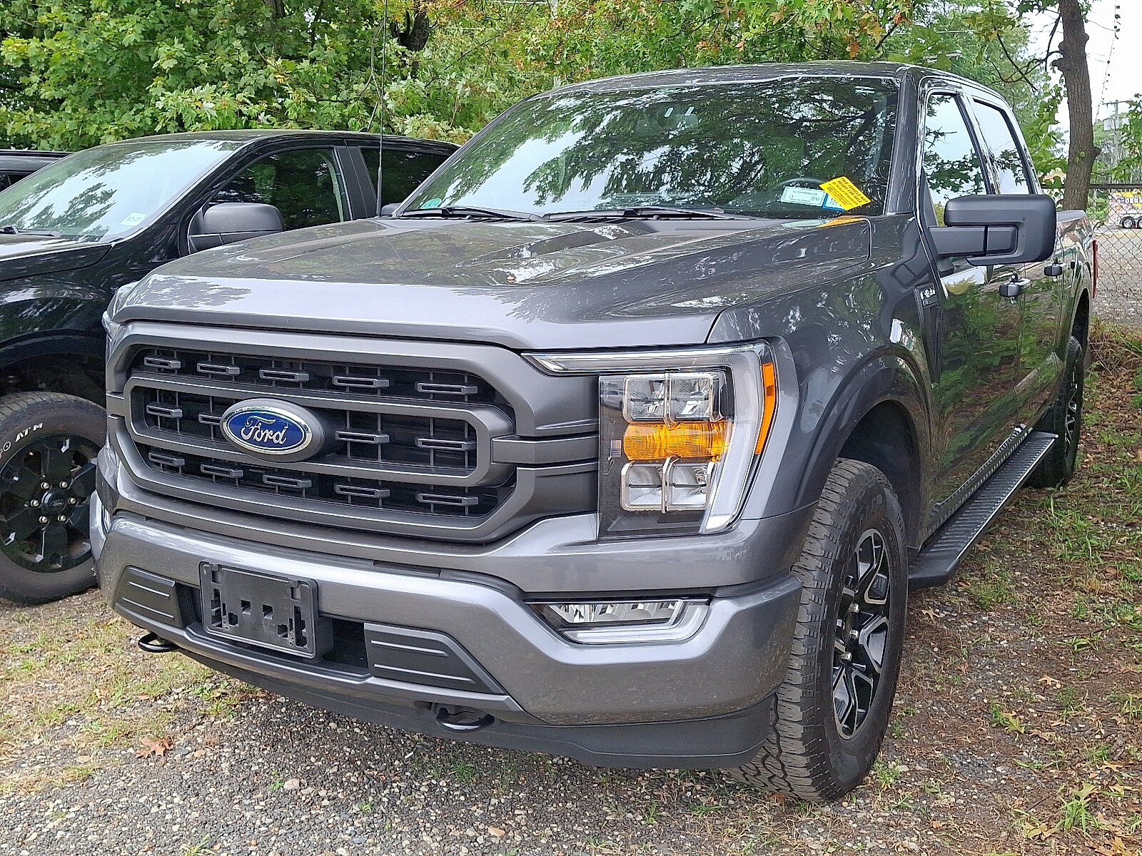 2022 Ford F-150 XLT photo 3