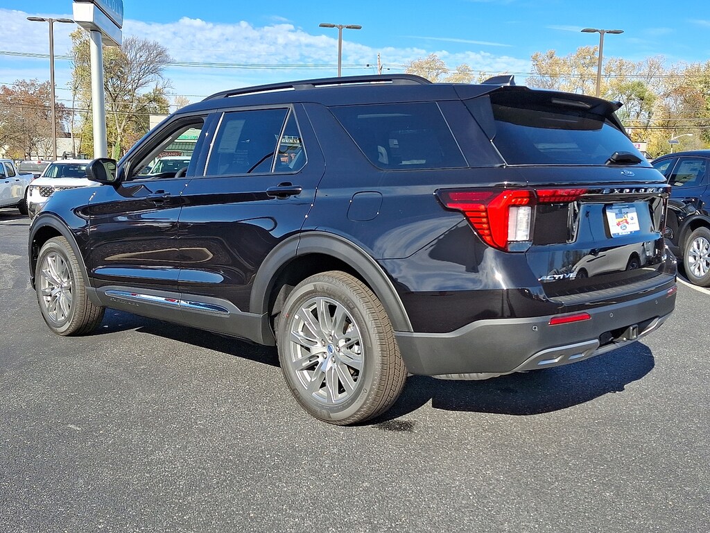 New 2025 Ford Explorer Active SUV