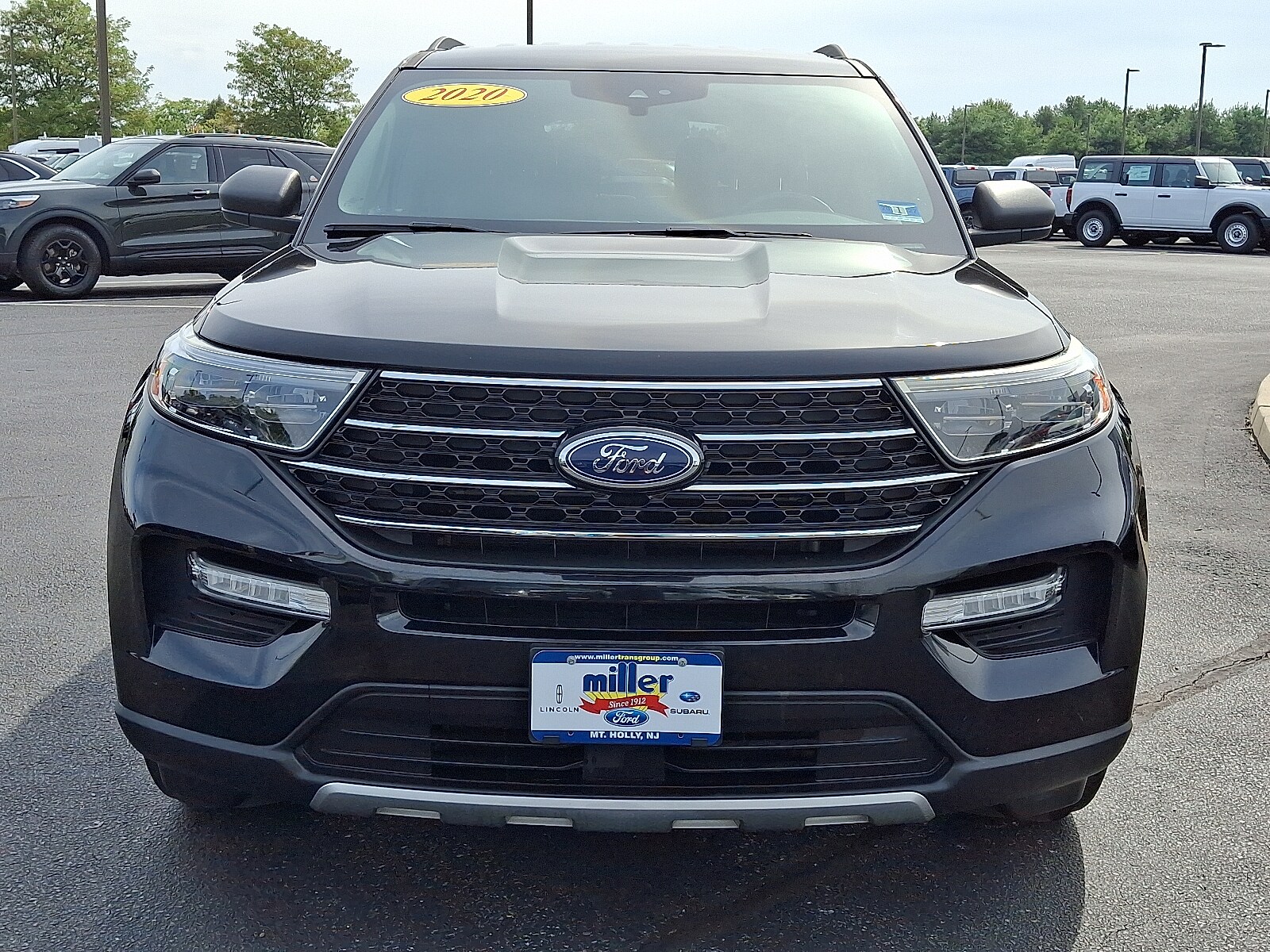 2020 Ford Explorer XLT photo 2