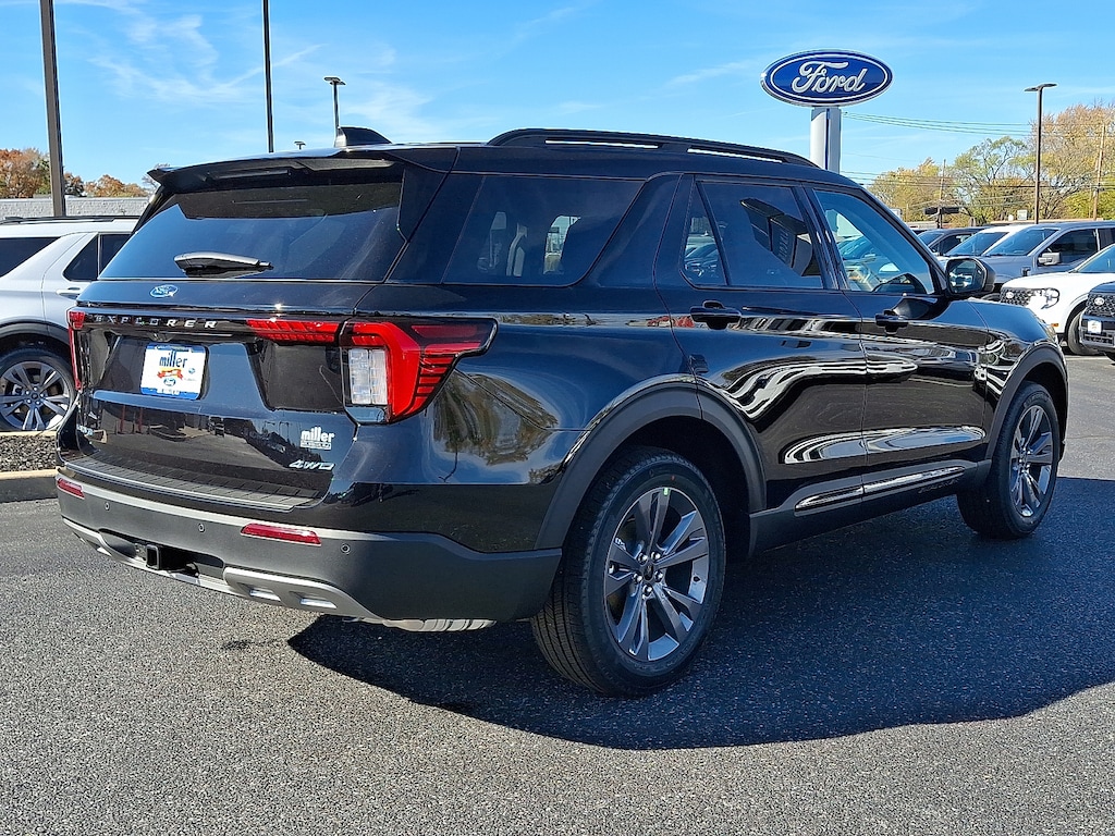 New 2026 Ford Explorer Active SUV