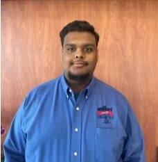 Staff member Anthony Nieves from ID_d75268