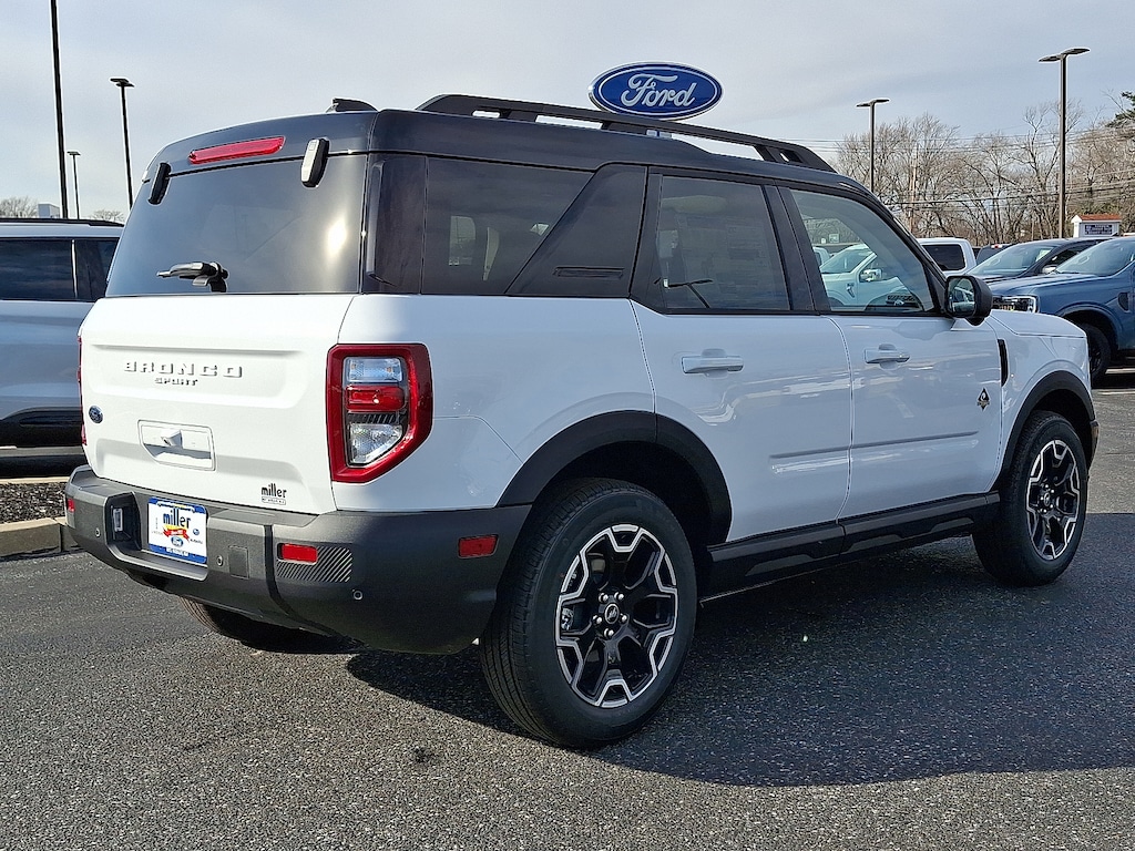 New 2025 Ford Bronco Sport Outer Banks SUV