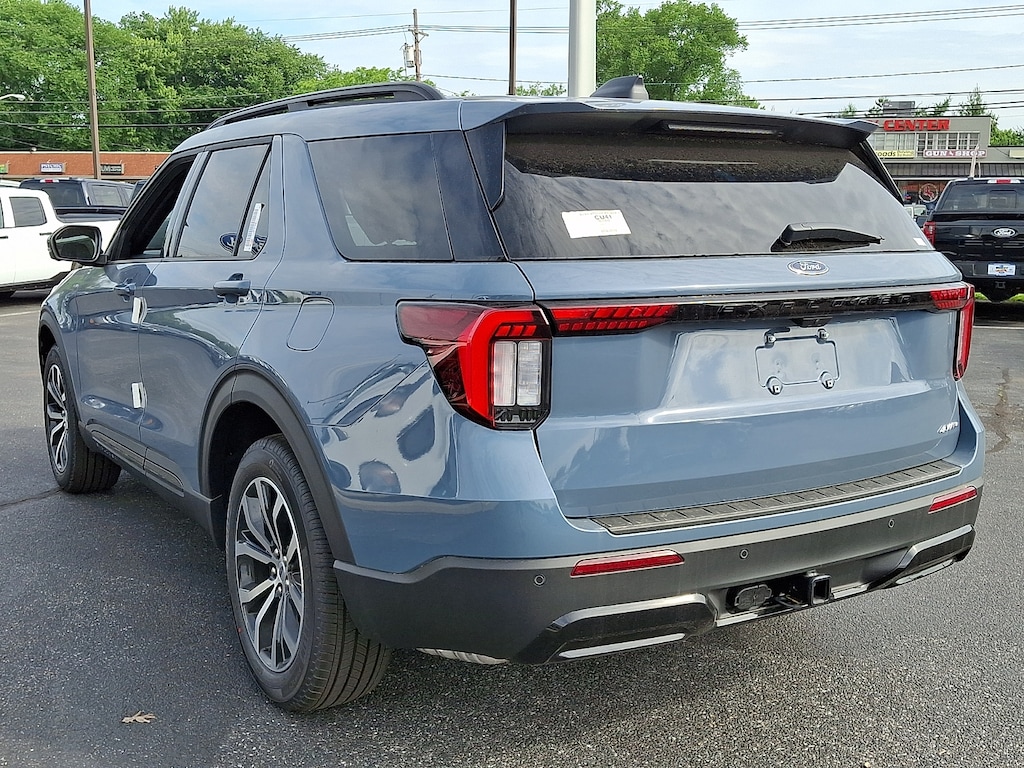 New 2026 Ford Explorer ST-Line SUV