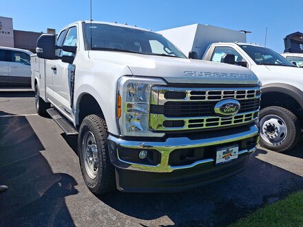 2025 Ford Chassis Cab F-350 XL TRUCK