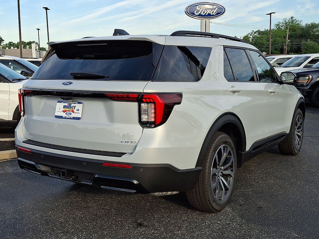 New 2026 Ford Explorer ST-Line SUV
