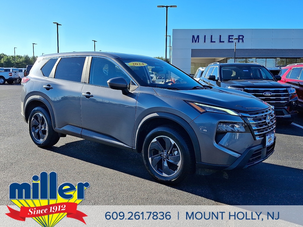 Used 2024 Nissan Rogue SV Intelligent AWD Sport Utility