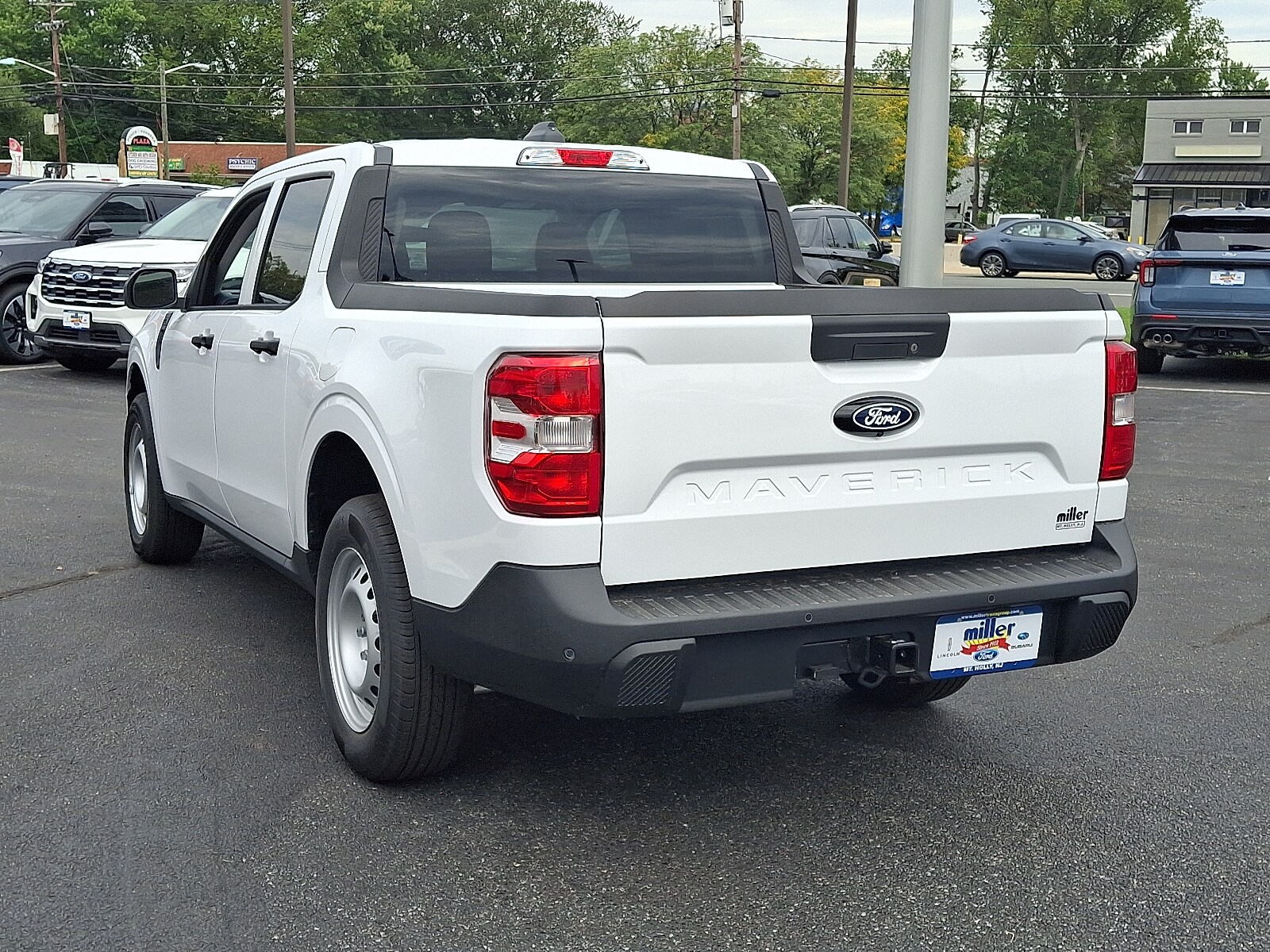2025 Ford Maverick XL photo 3