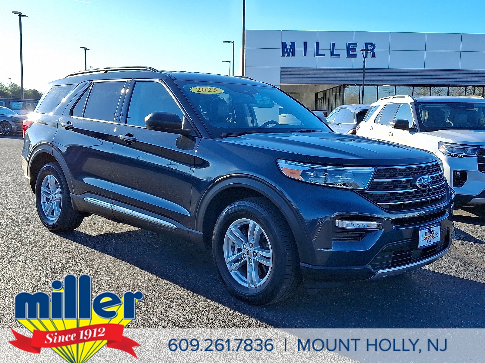 2023 Ford Explorer XLT's photo