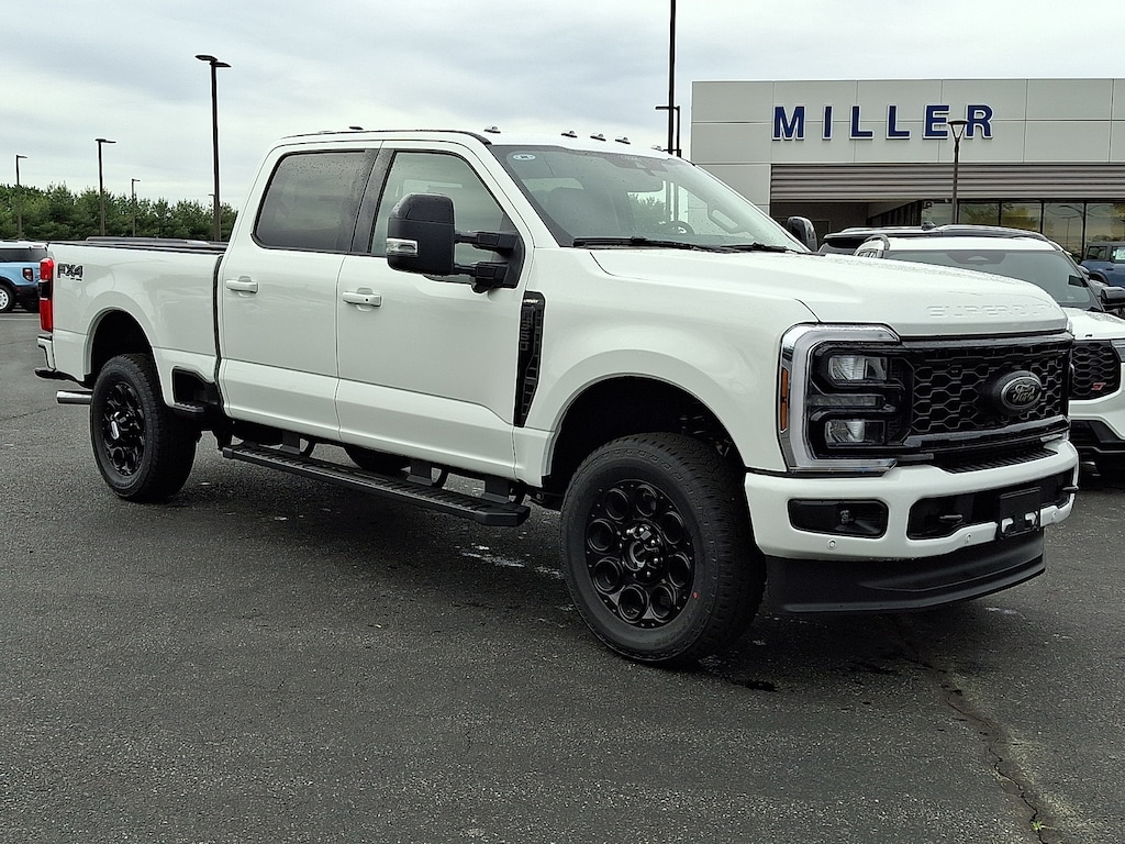 New 2026 Ford Super Duty F-350® Lariat® TRUCK