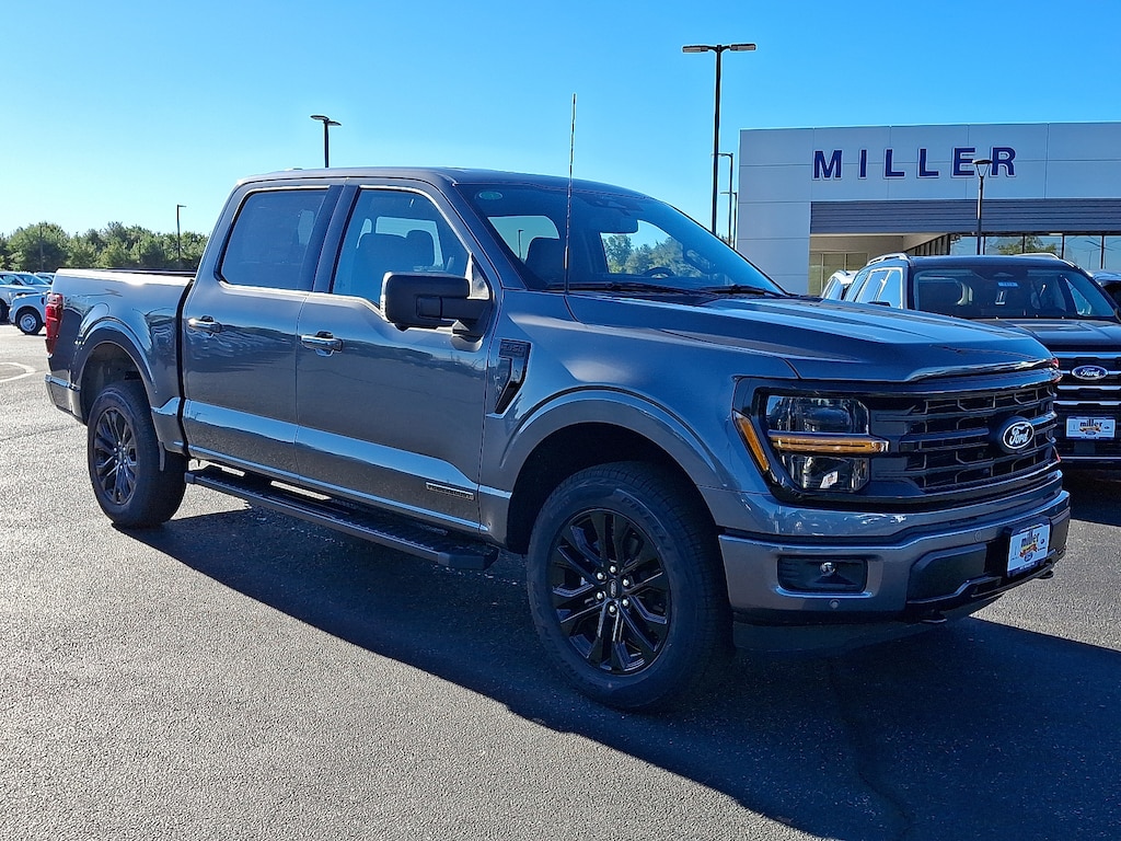New 2025 Ford F-150 XLT TRUCK