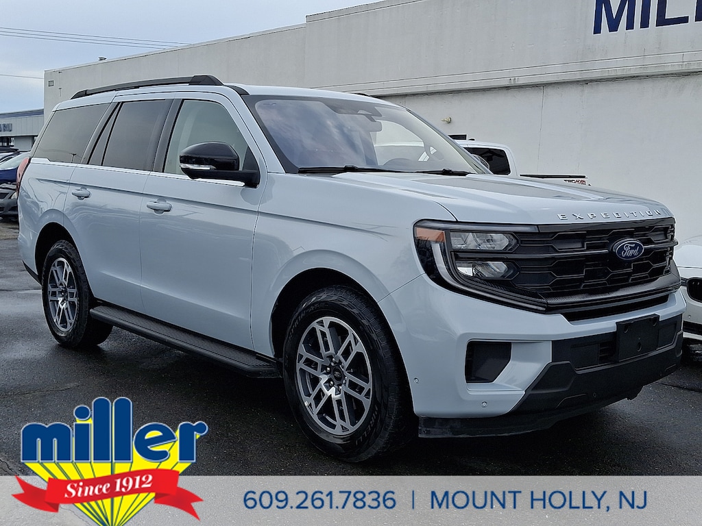 Used 2025 Ford Expedition Active Sport Utility