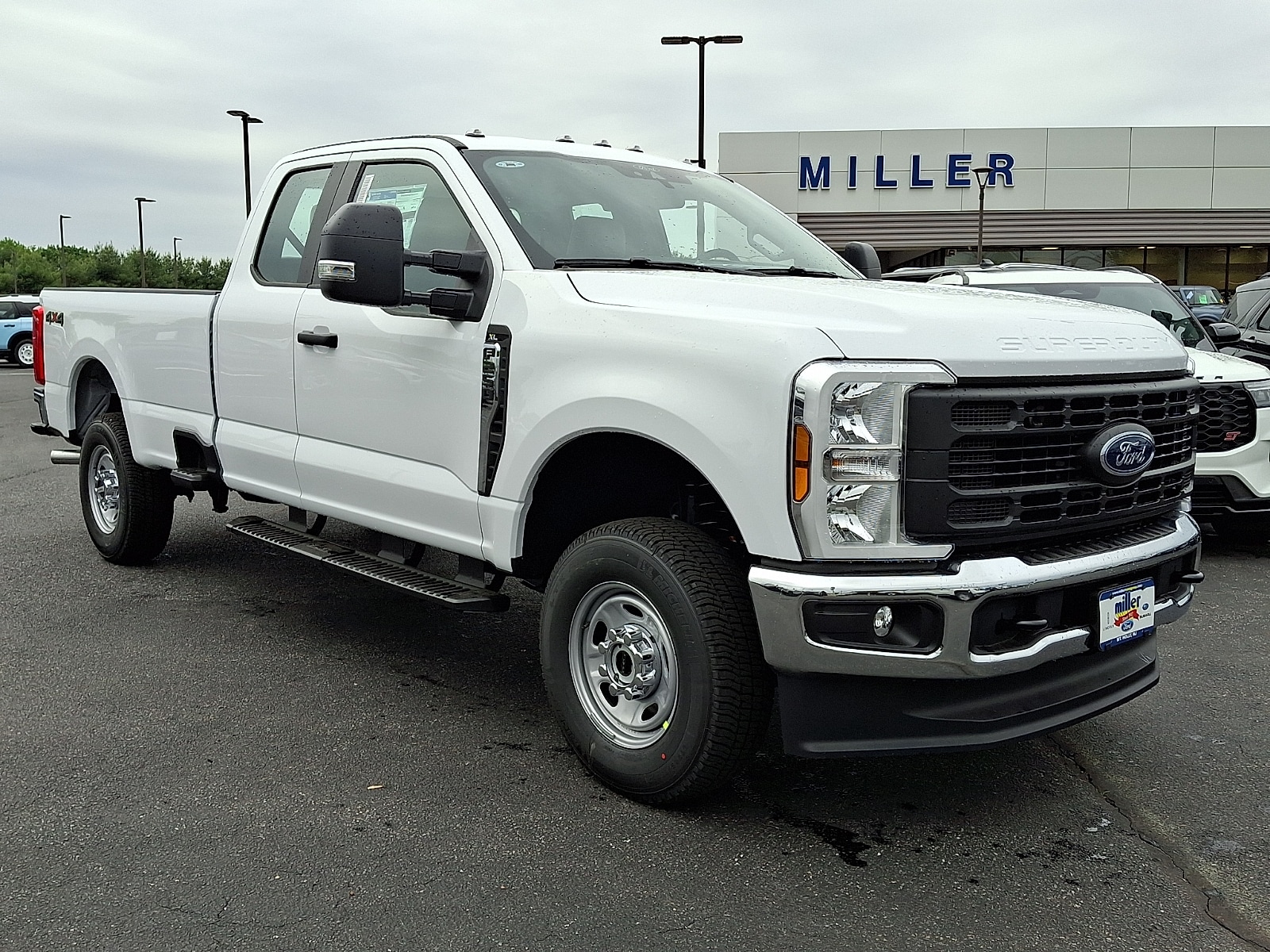 2026 Ford F-250 XL 4x4 SuperCab 8' Box's photo