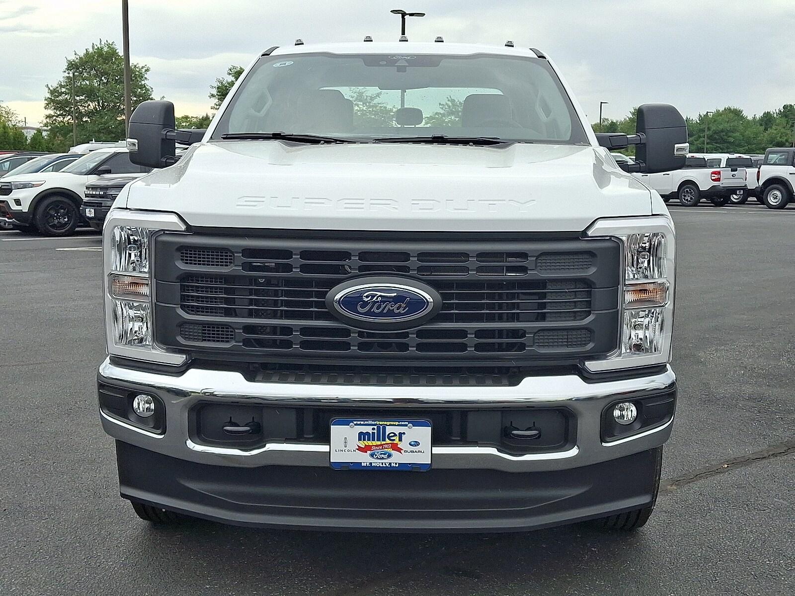 2025 Ford F-250 XL photo 2