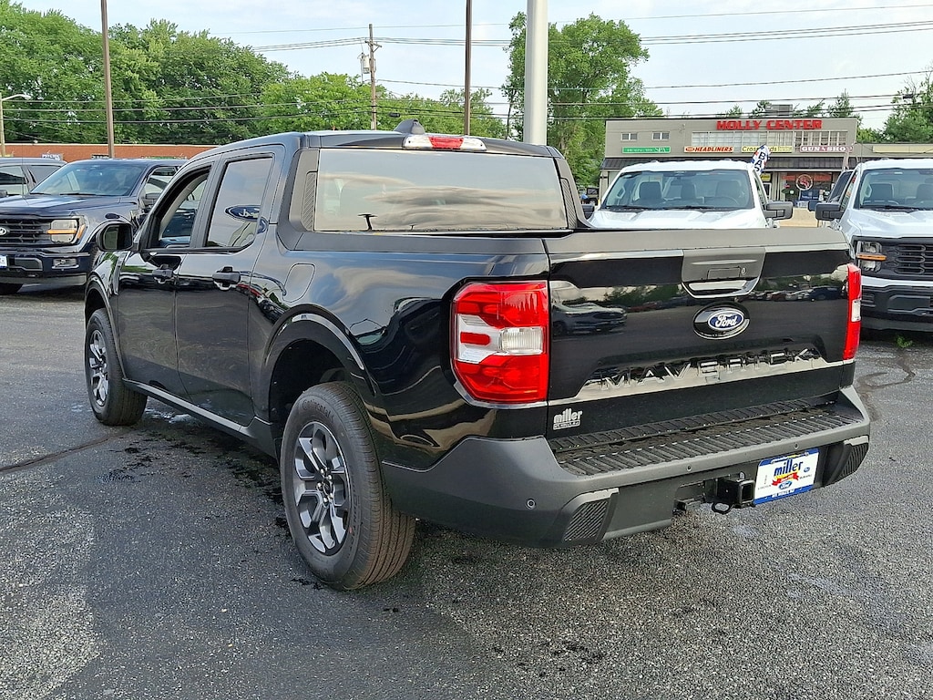 New 2026 Ford Maverick XLT TRUCK