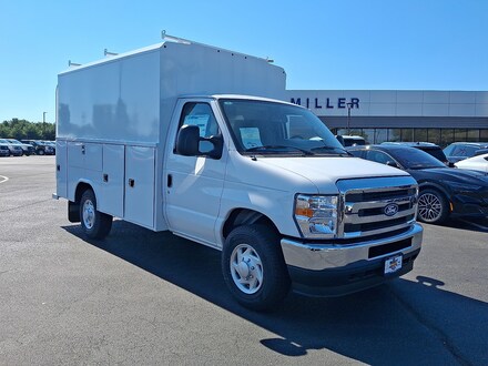 2026 Ford Econoline Cutaway E-350 SRW VAN