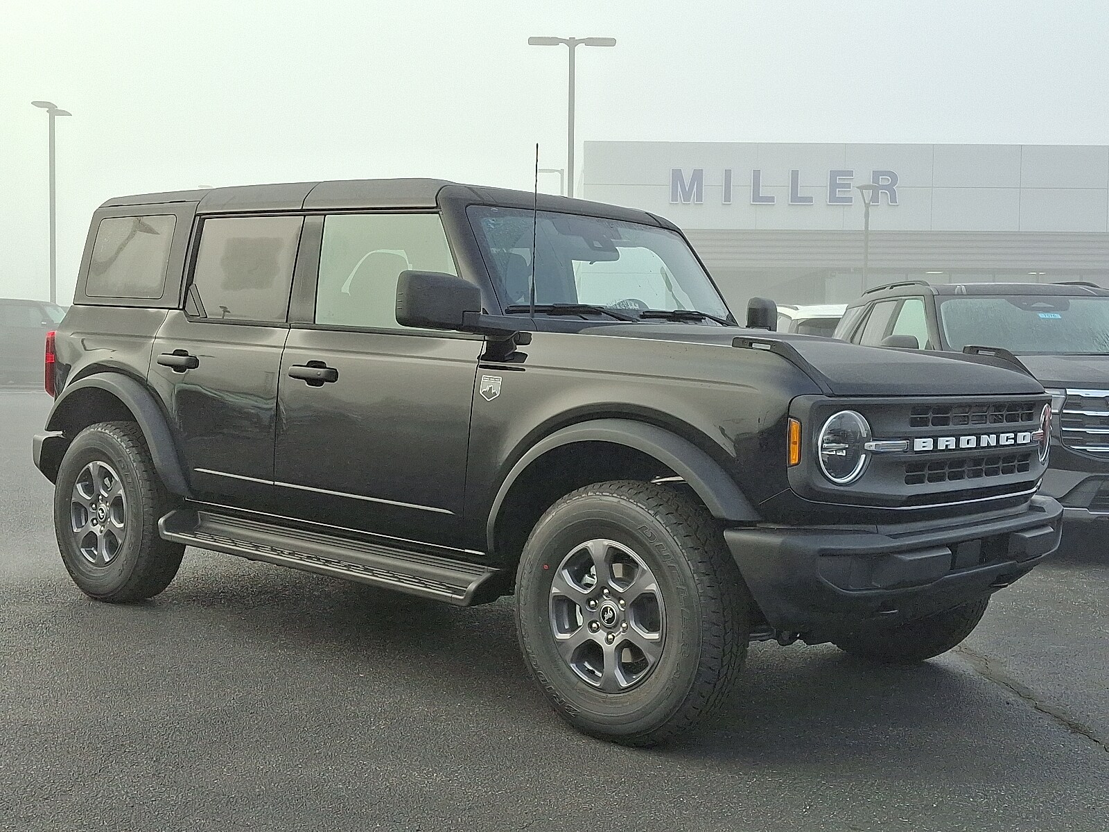 2025 Ford Bronco 4-Door Big Bend's photo