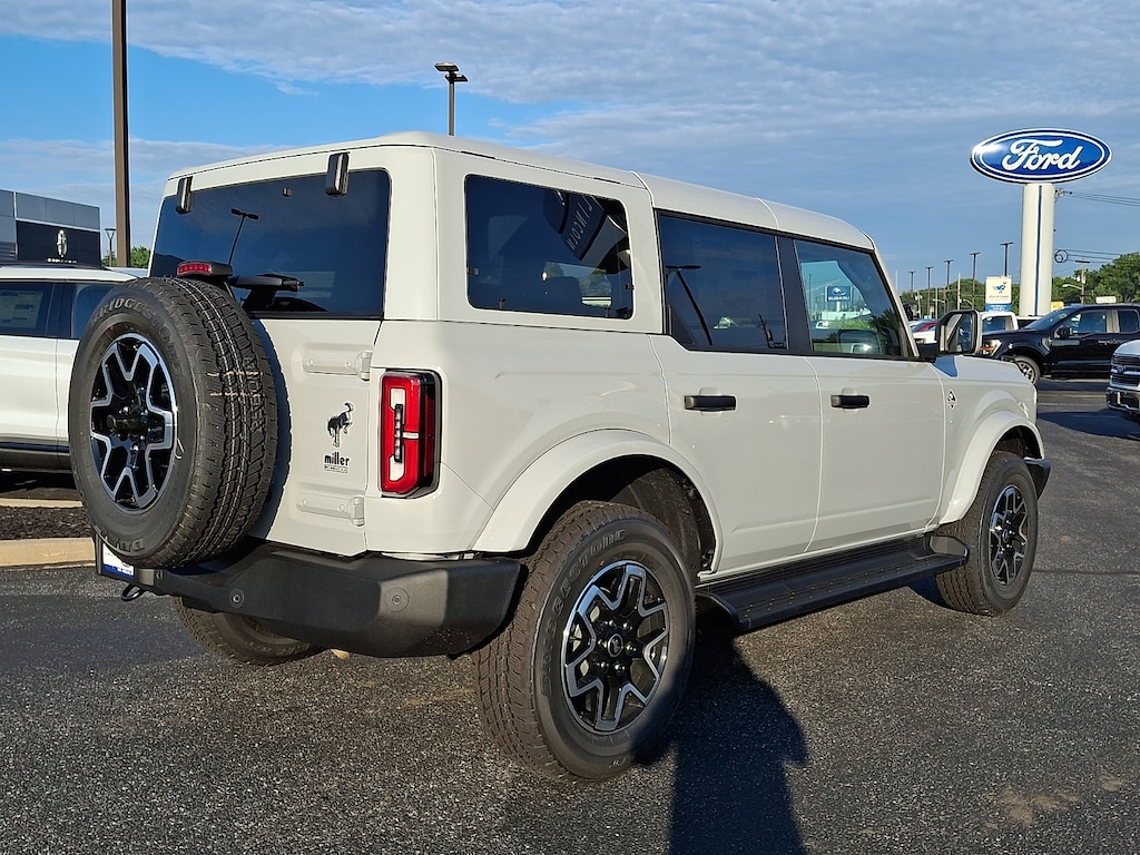 New 2026 Ford Bronco Outer Banks® SUV