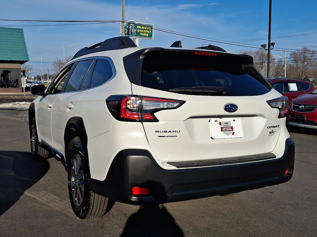 Used 2025 Subaru Outback Premium Sport Utility
