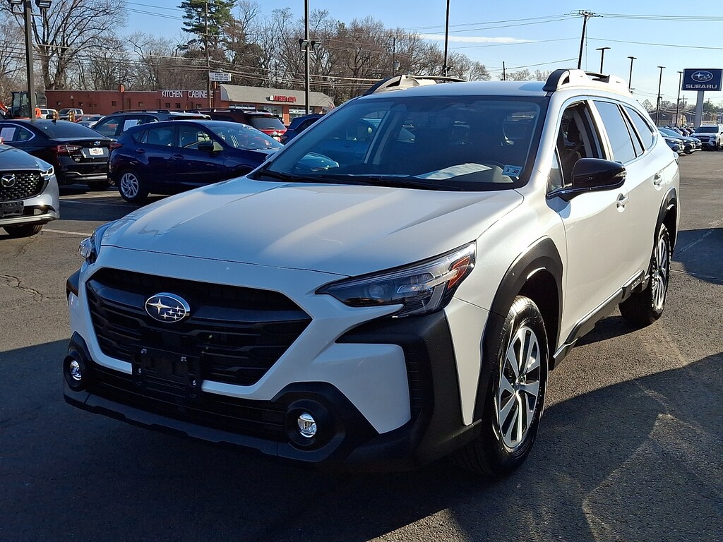 Used 2025 Subaru Outback Premium Sport Utility