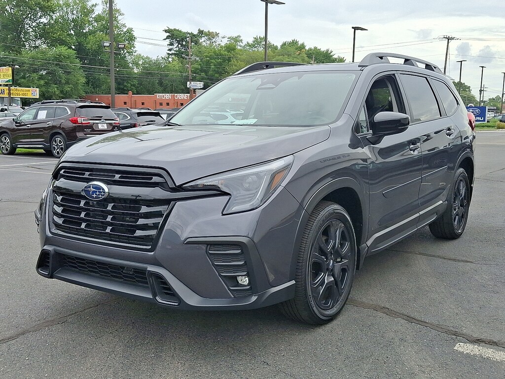 Used 2025 Subaru Ascent Onyx Edition Limited 7-Passenger Sport Utility