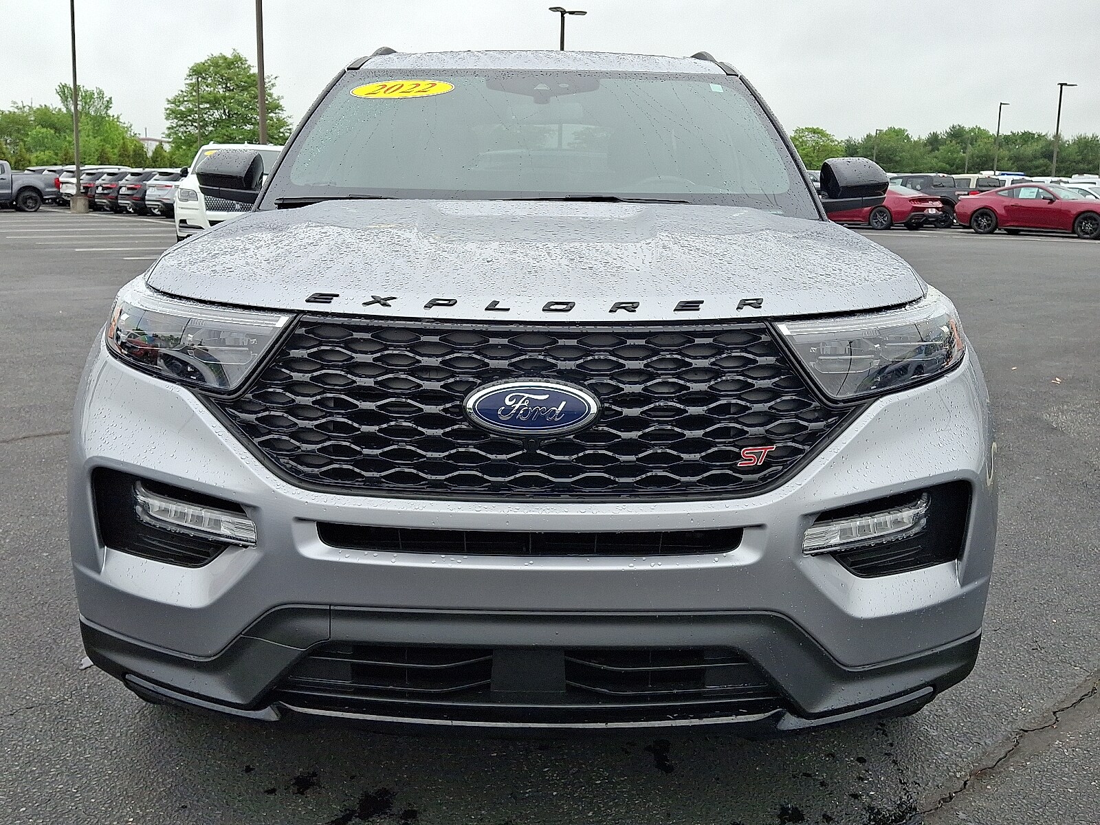 2022 Ford Explorer ST photo 2