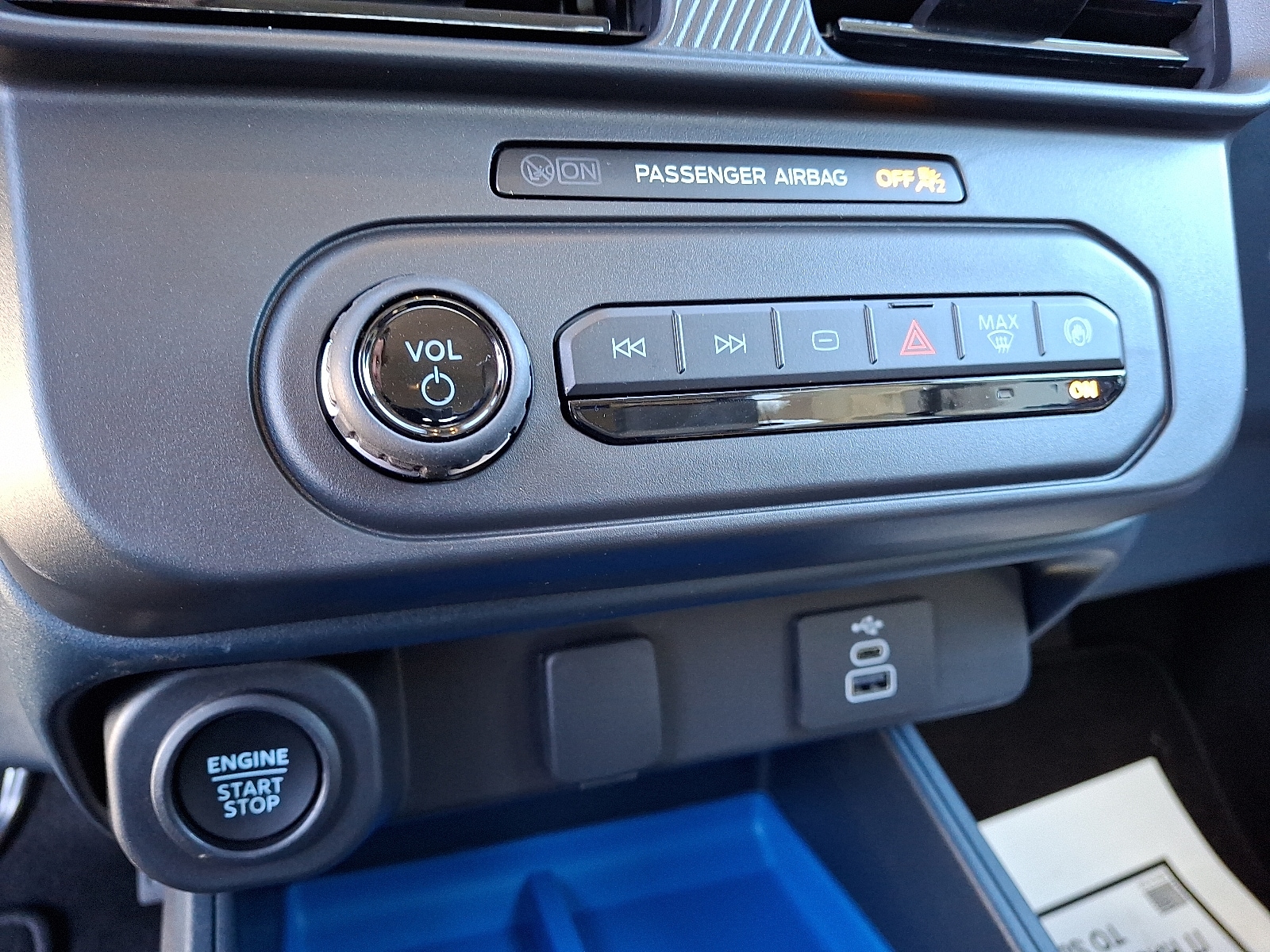 2025 Ford Maverick XLT - Photo 9