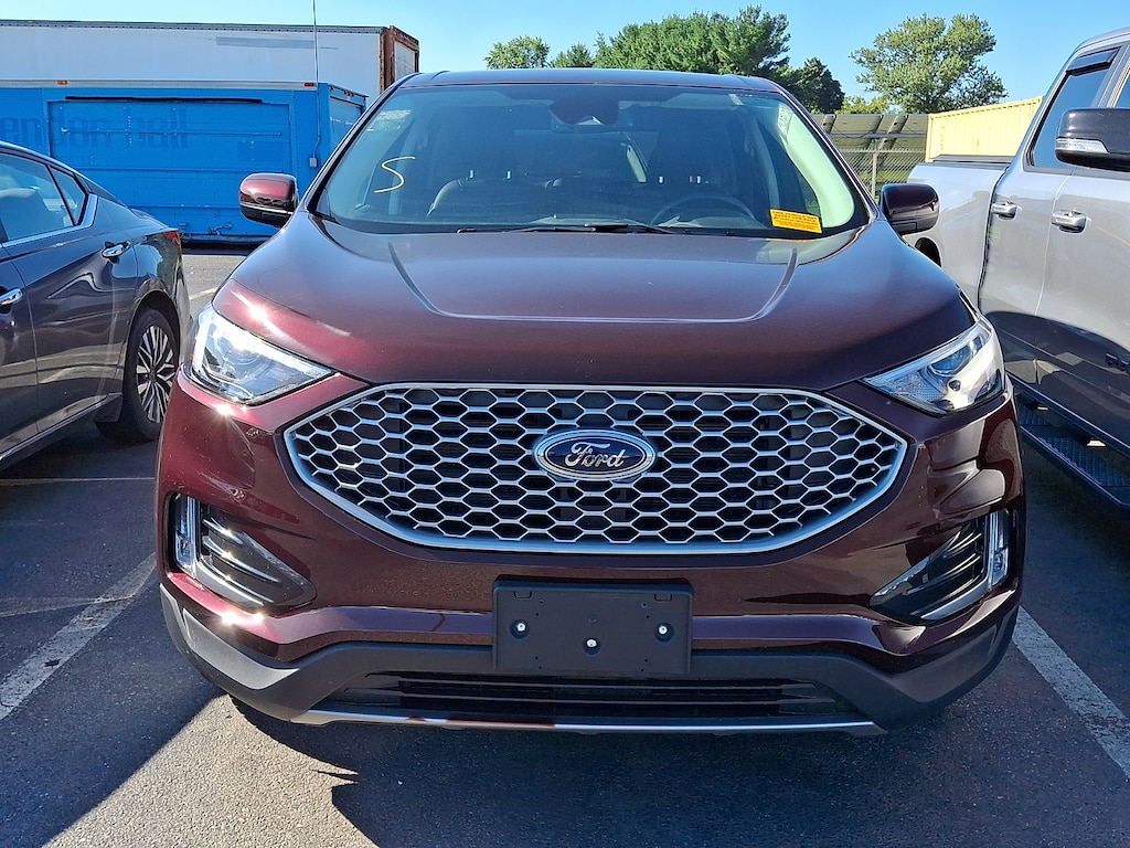 Used 2024 Ford Edge SEL Sport Utility