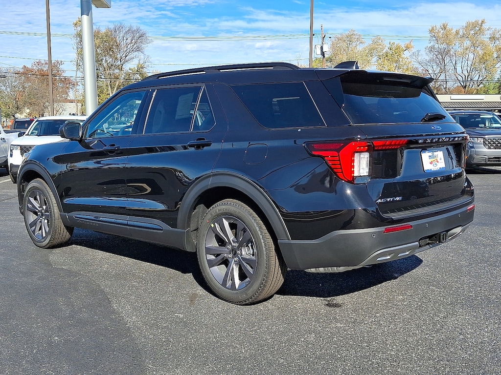New 2026 Ford Explorer Active SUV