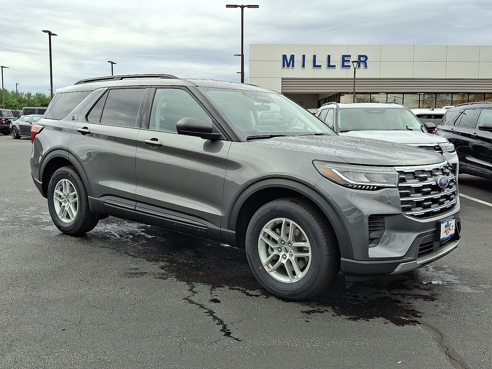 2026 Ford Explorer Active's photo