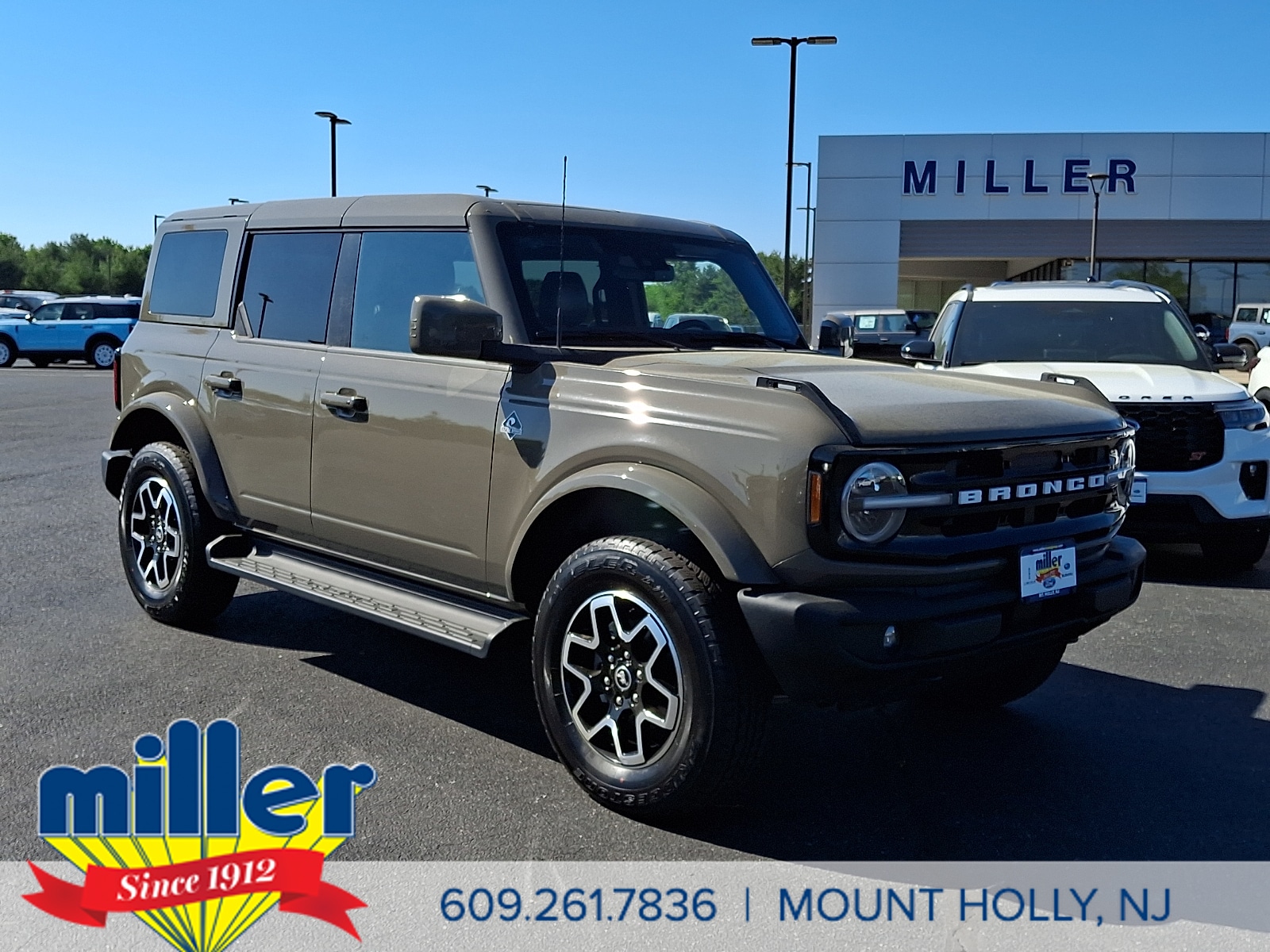 2025 Ford Bronco Outer Banks 4x4's photo