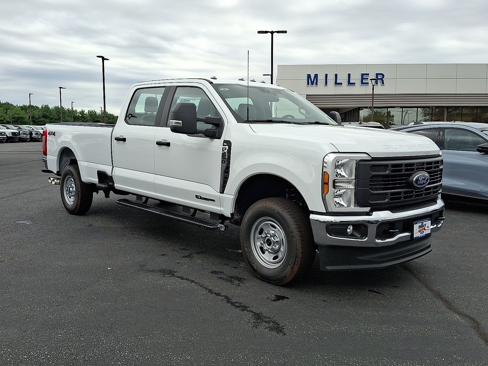 2025 Ford F-250 Super Duty XL's photo