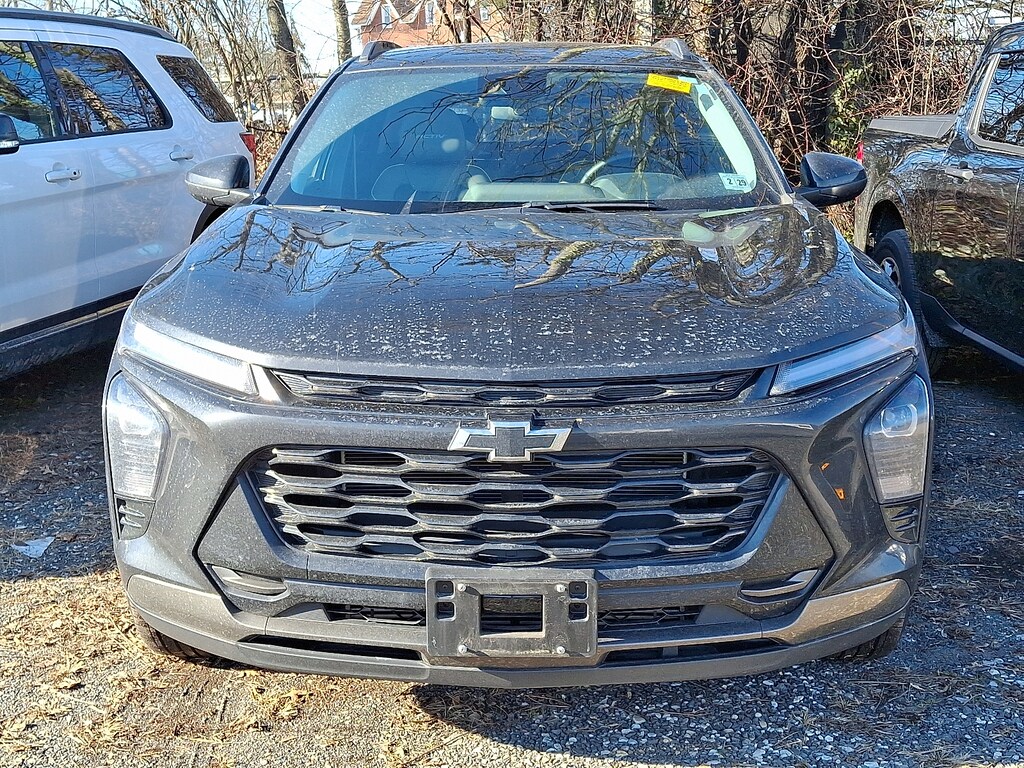 Used 2024 Chevrolet Trax Activ Sport Utility