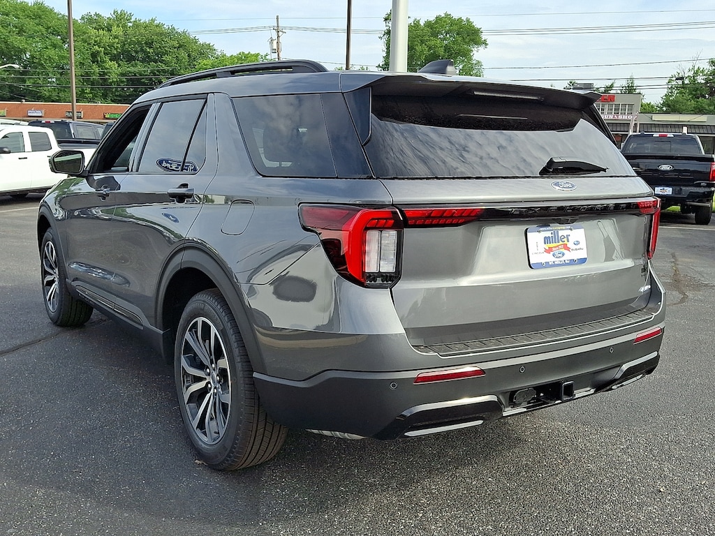 New 2026 Ford Explorer ST-Line SUV