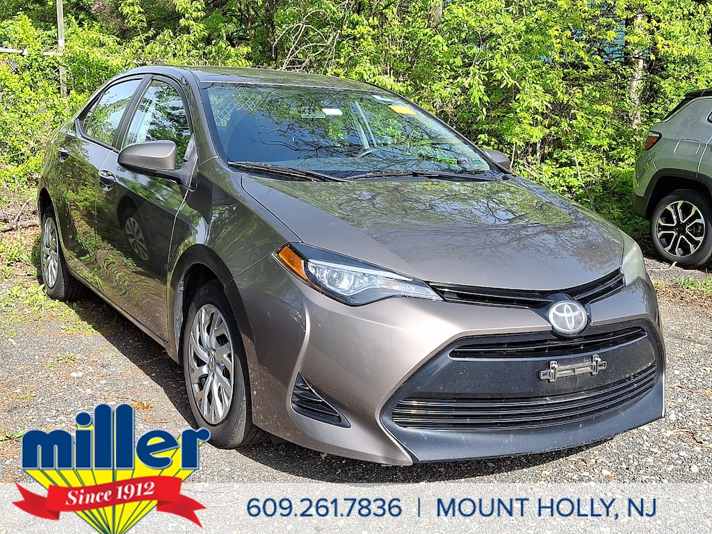 Used 2018 Toyota Corolla LE Sedan