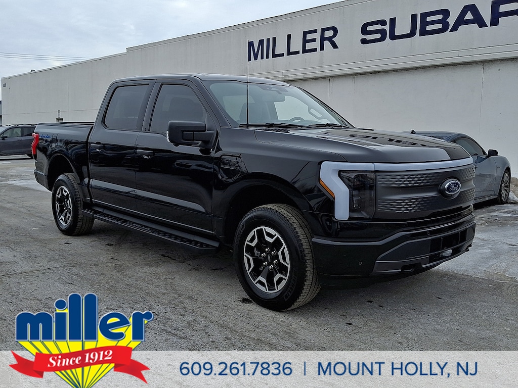 Used 2023 Ford F-150 Lightning XLT Crew Cab