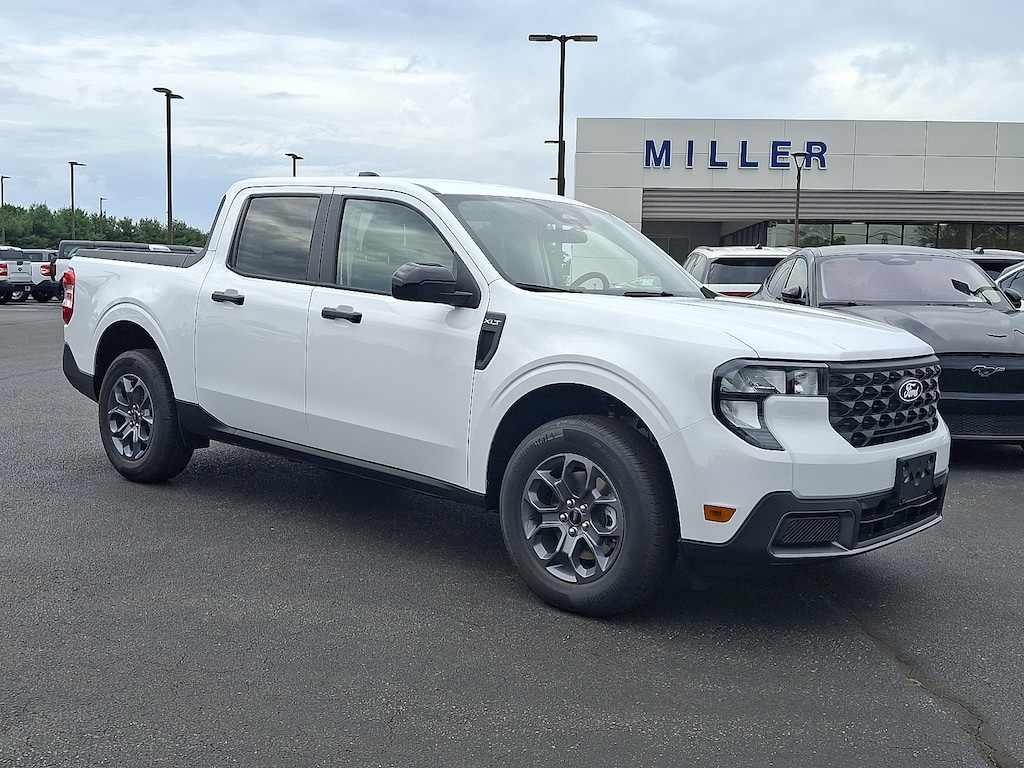 New 2025 Ford Maverick XLT TRUCK