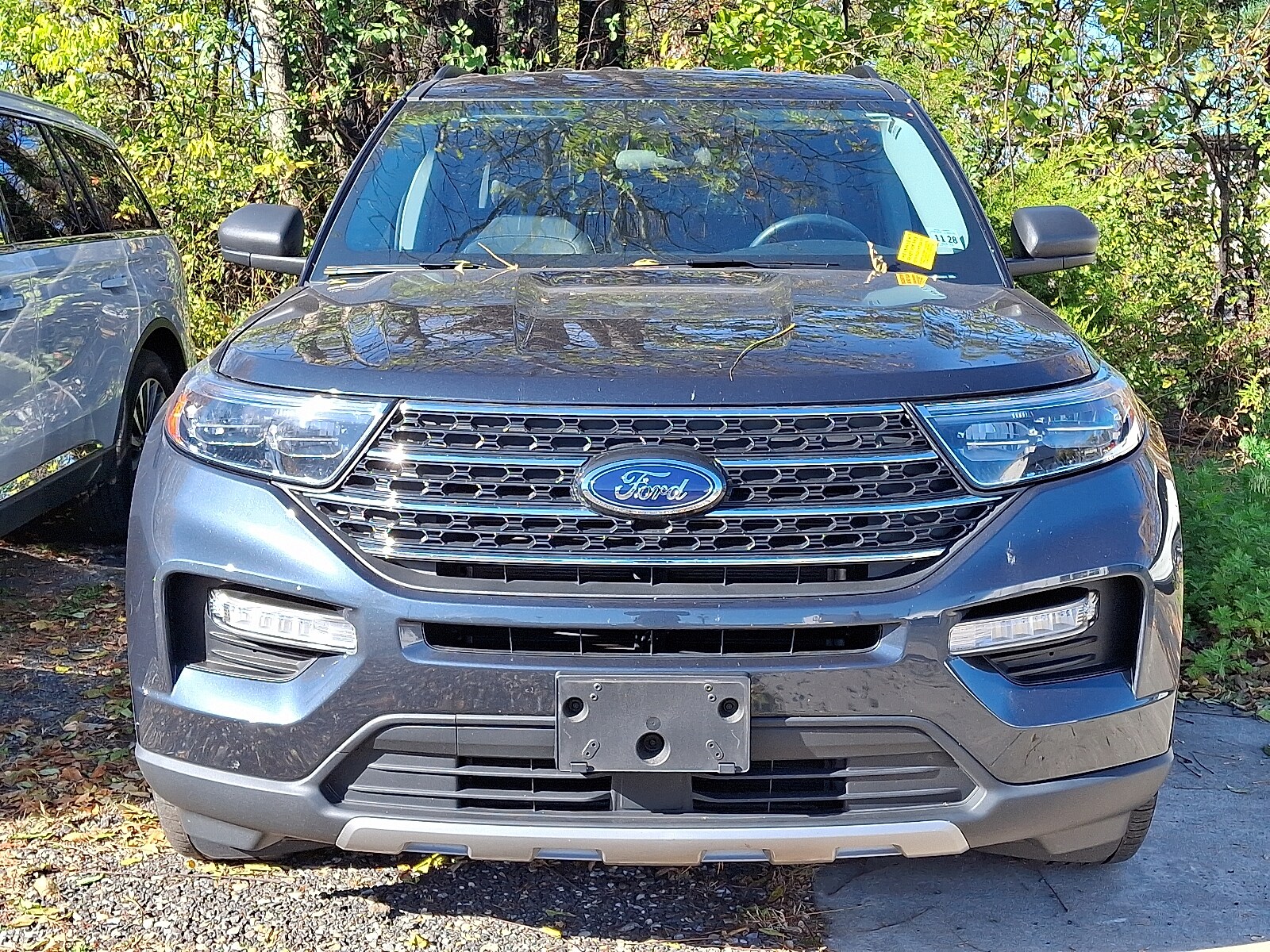 2023 Ford Explorer XLT photo 2