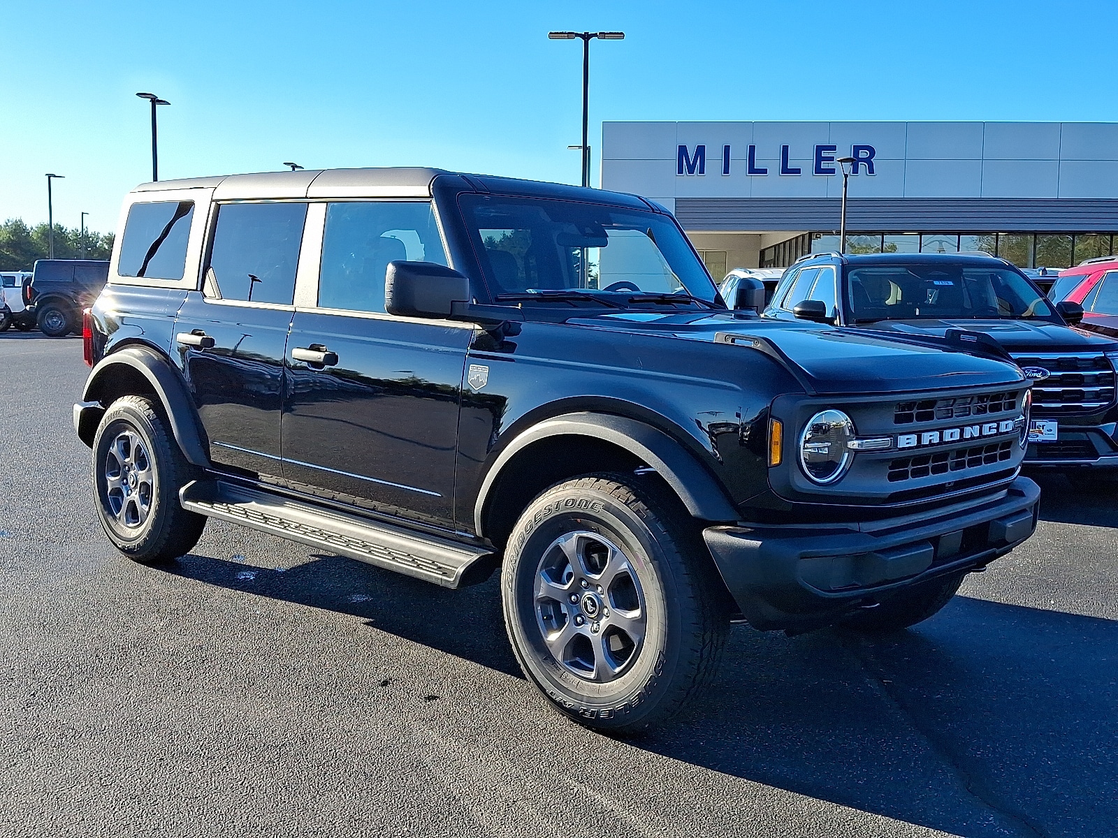2025 Ford Bronco 4-Door Big Bend's photo