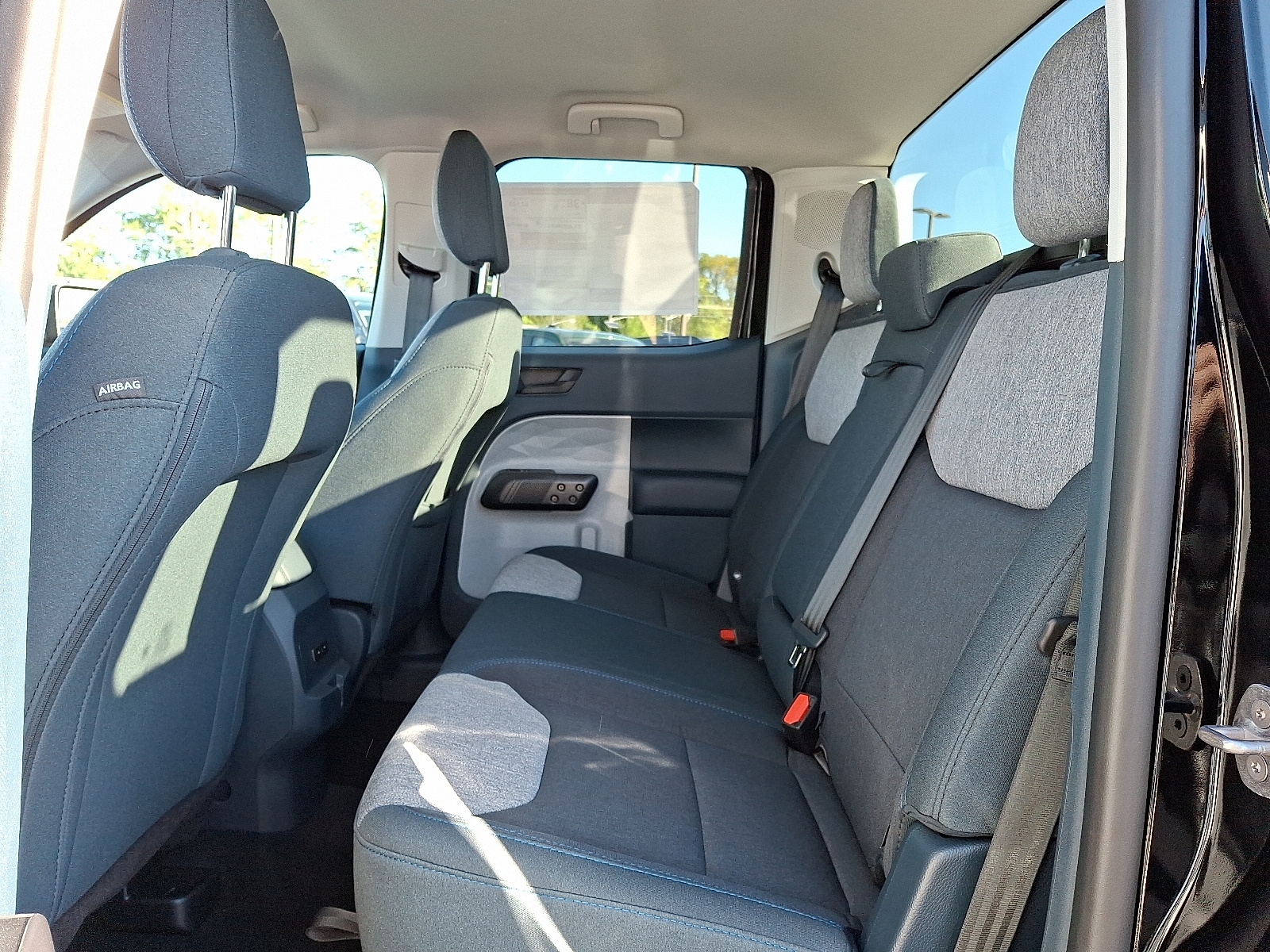 2025 Ford Maverick XLT - Photo 6