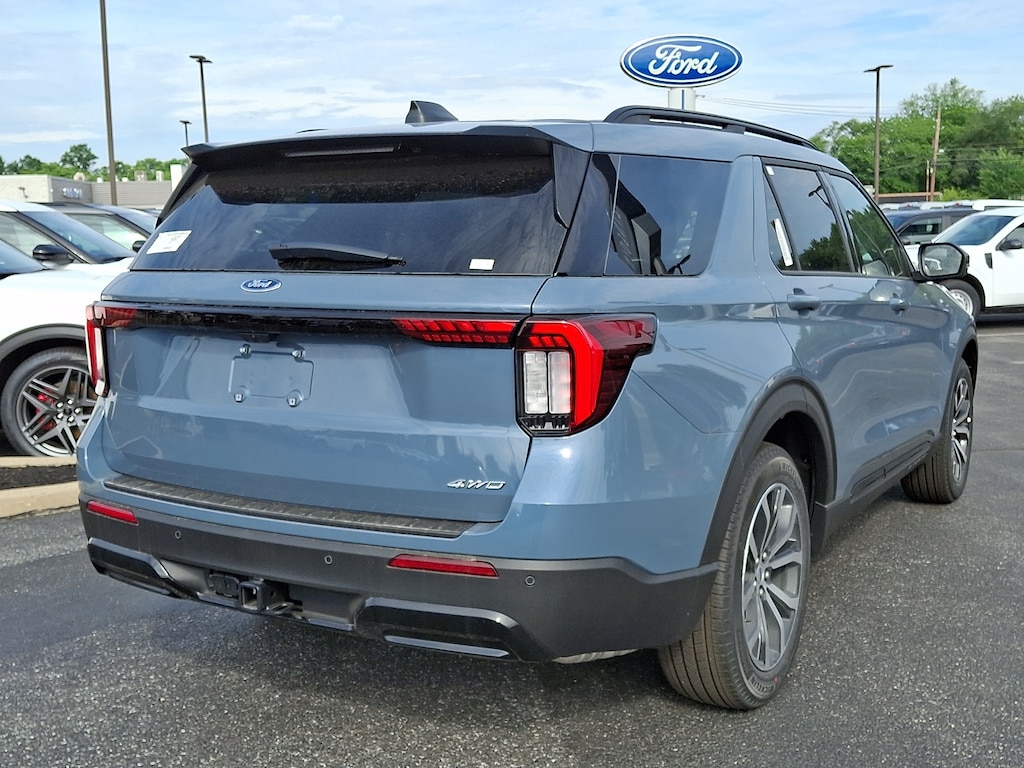 New 2026 Ford Explorer ST-Line SUV