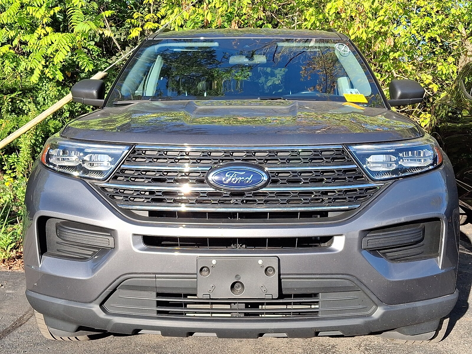 2022 Ford Explorer XLT photo 2