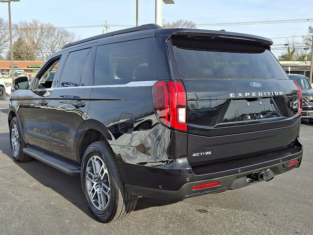 Used 2025 Ford Expedition Active Sport Utility