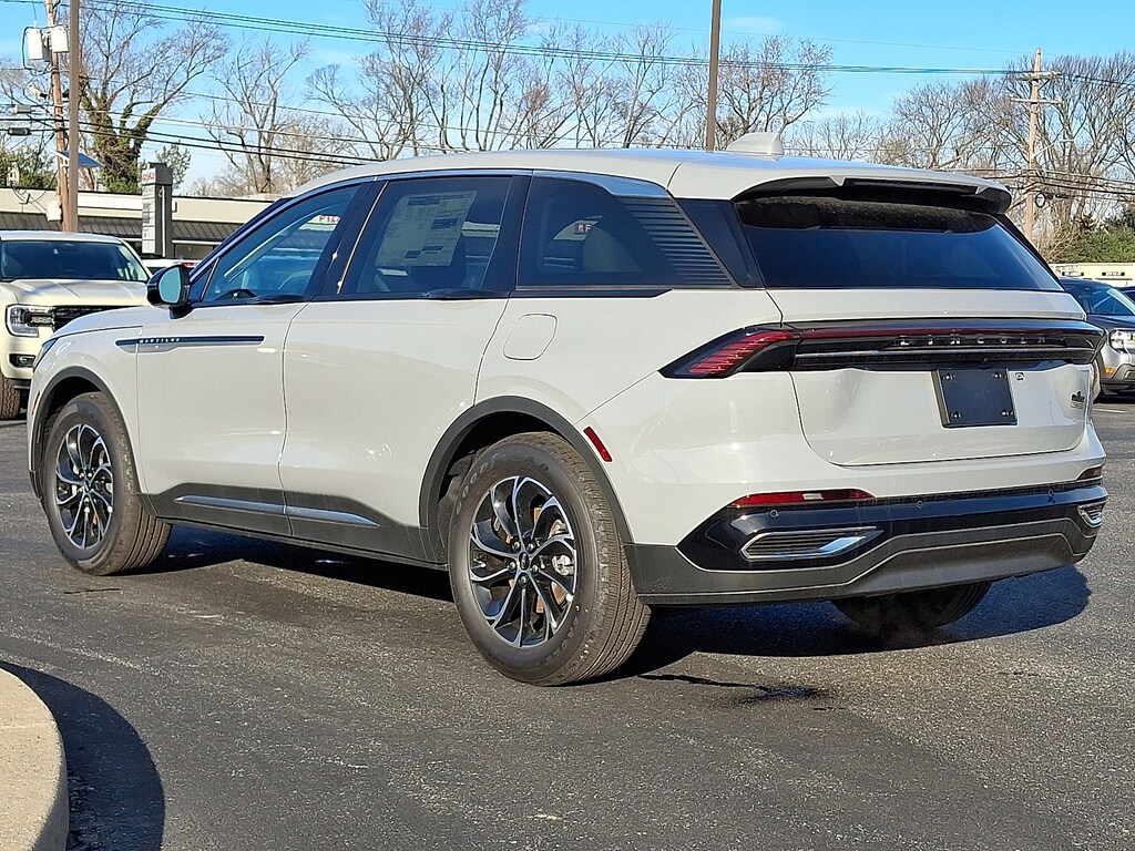 New 2026 Lincoln Nautilus Premiere Sport Utility