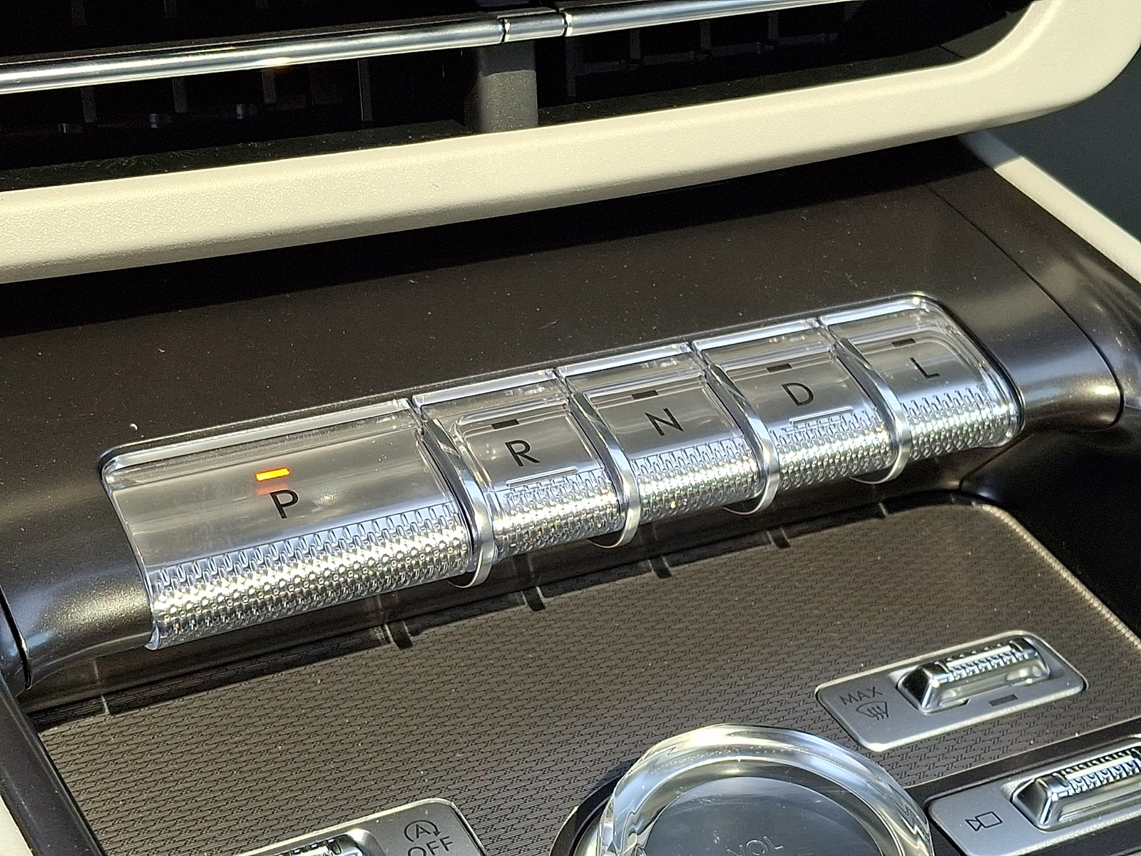 2026 Lincoln Nautilus Premiere - Photo 10
