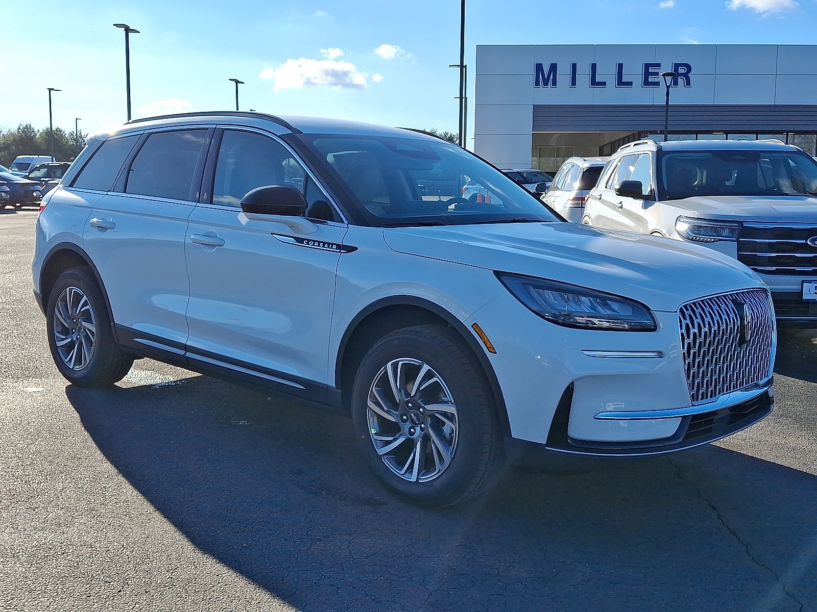 2026 Lincoln Corsair Premiere's photo