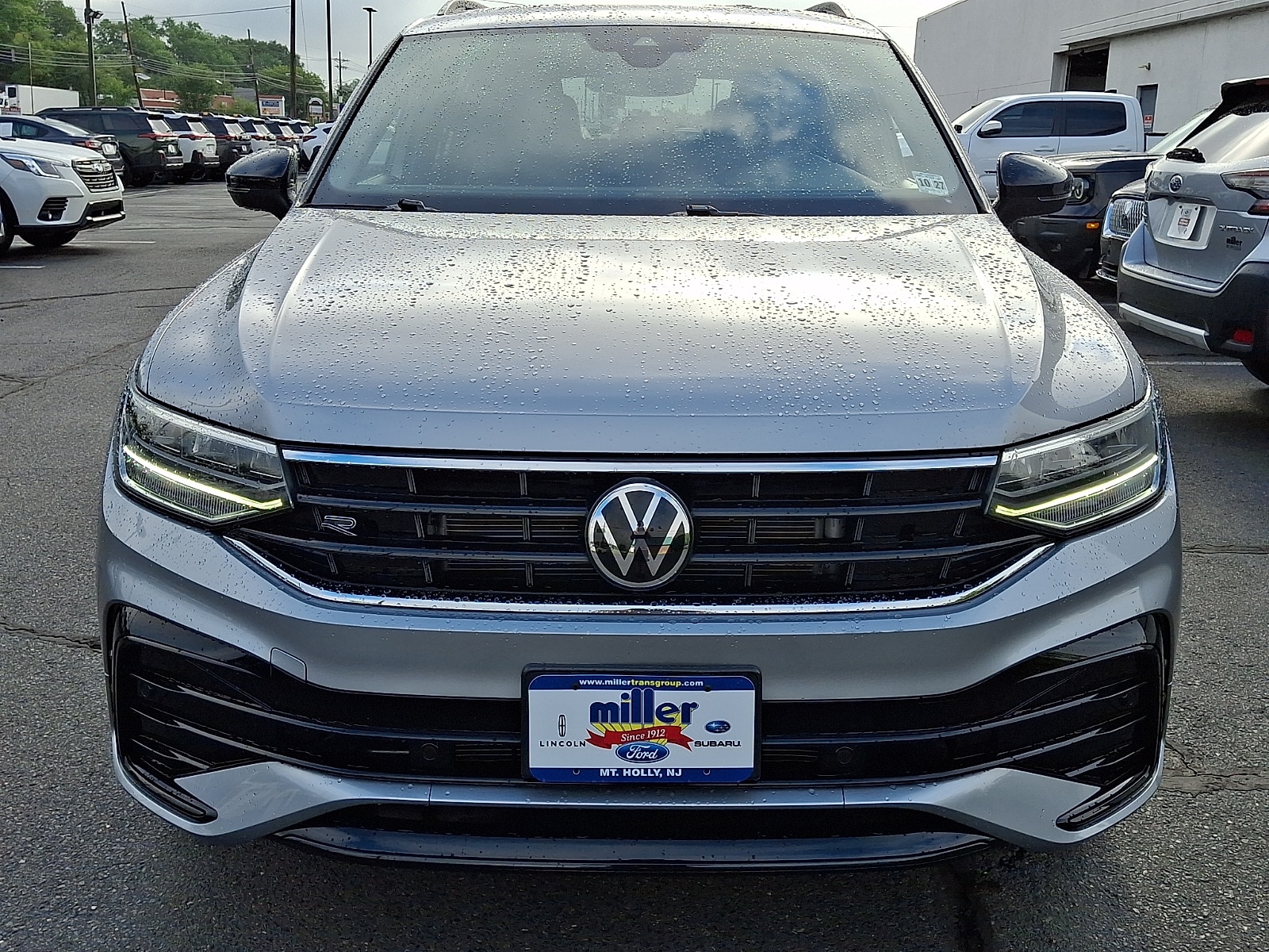 2022 Volkswagen Tiguan SE R-LINE BLACK - Photo 2